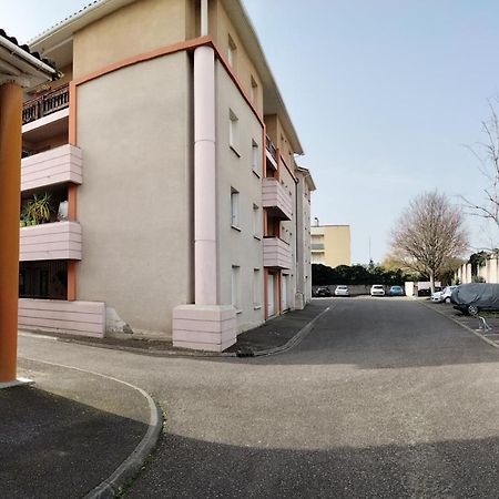 Grand T3 Avec Clim, Parking Et Terrasse Privative - Agen Apartamento Exterior foto