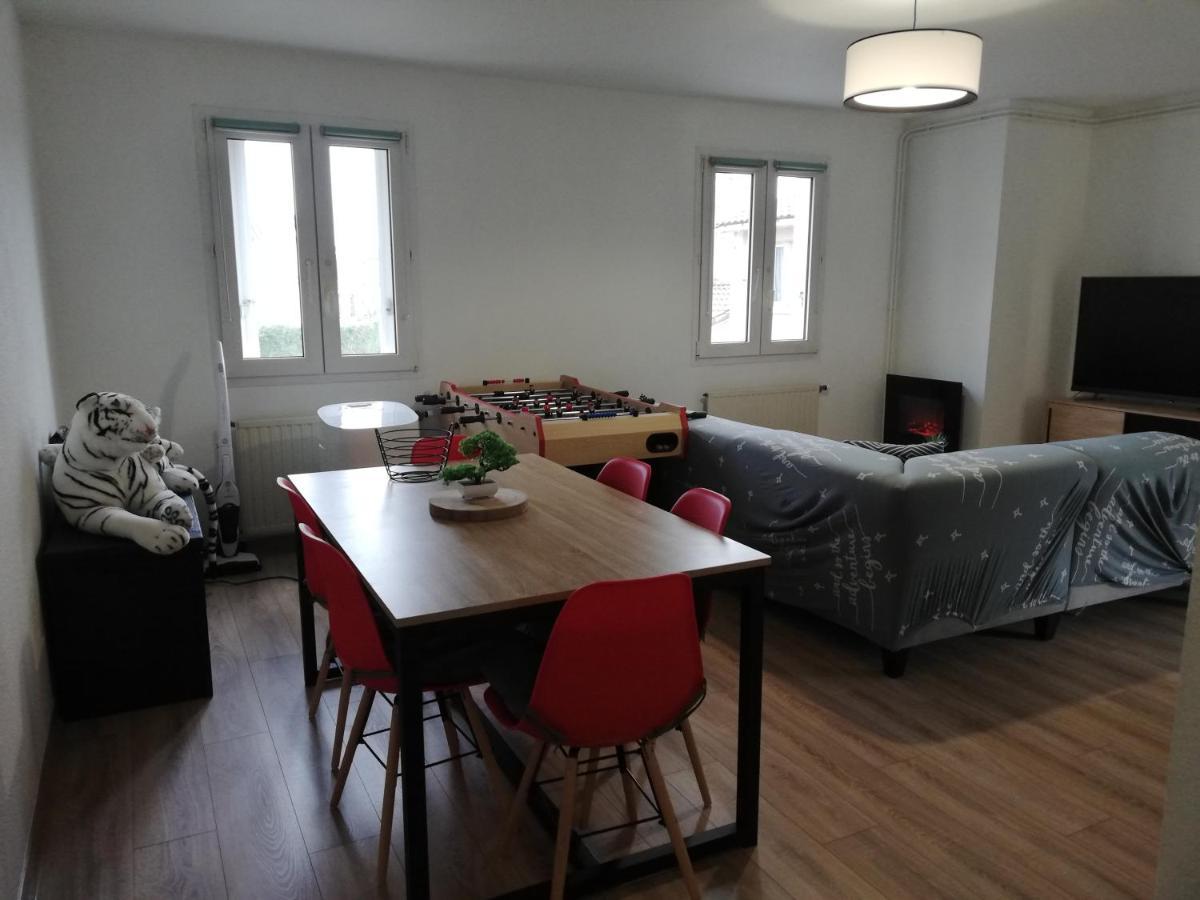Grand T3 Avec Clim, Parking Et Terrasse Privative - Agen Apartamento Exterior foto