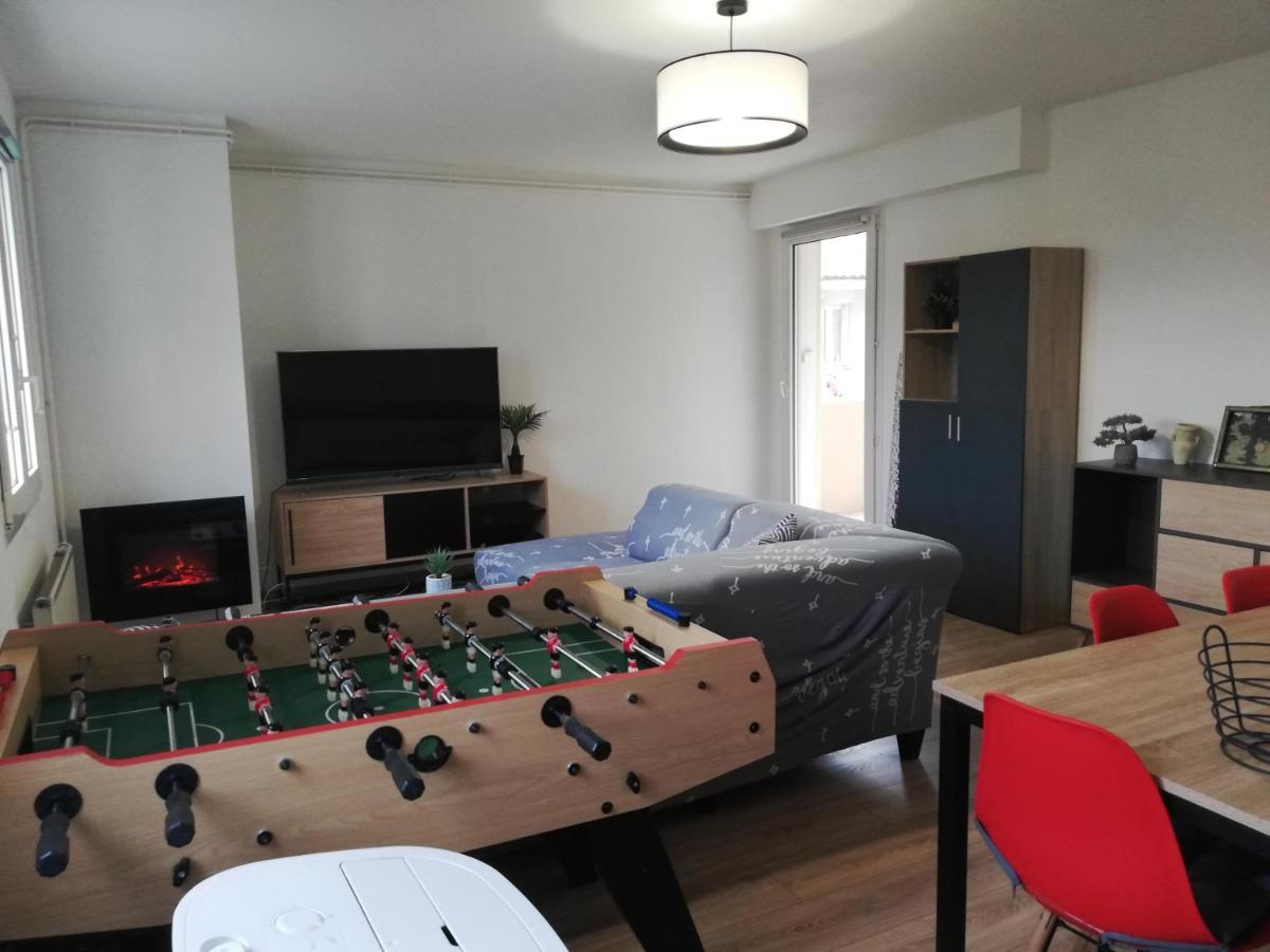 Grand T3 Avec Clim, Parking Et Terrasse Privative - Agen Apartamento Exterior foto